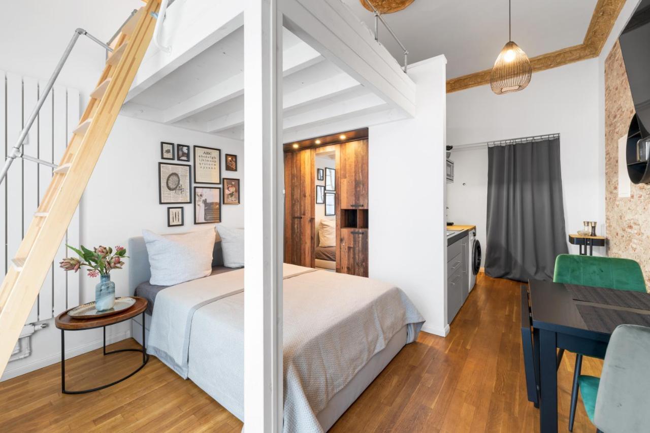 The Koburger Vh, Studio For Up To 4 With High Bed Berlin Exterior photo